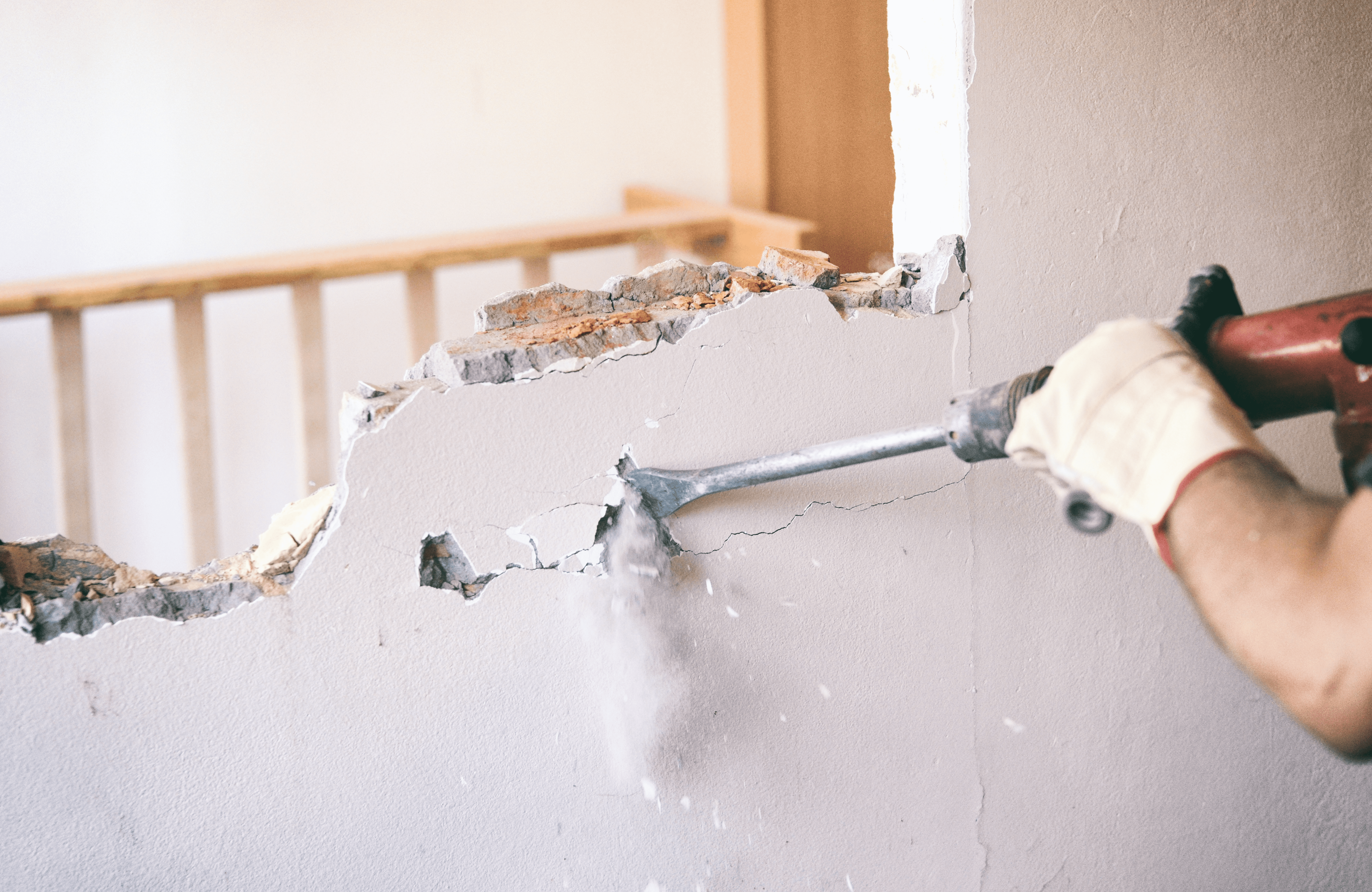 Voraussetzungen für: Gestattung eines geplanten Wanddurchbruchs zur Verbindung von zwei Wohnungen
